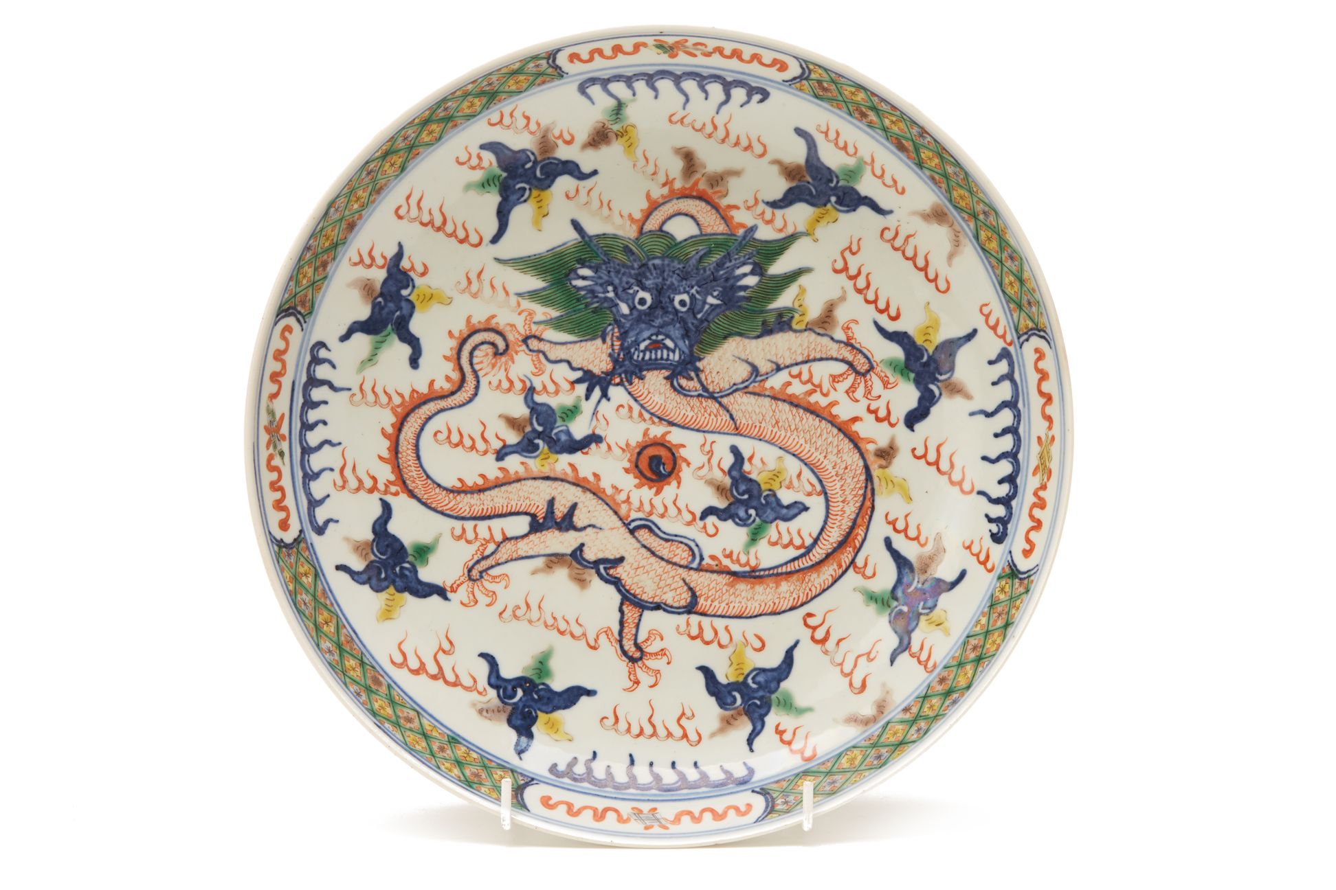 A WUCAI PORCELAIN DRAGON DISH