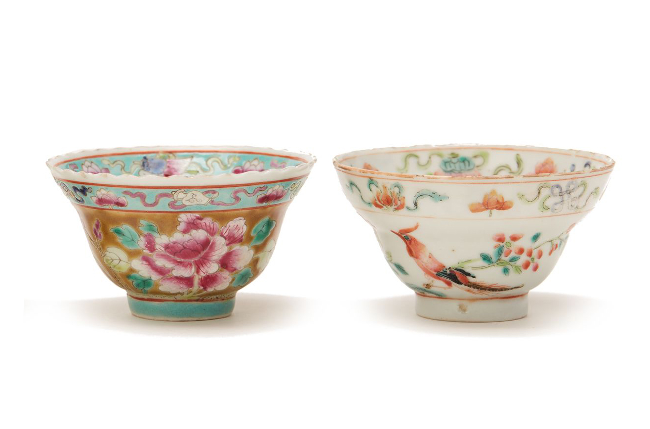 TWO PERANAKAN PORCELAIN SMALL TEA BOWLS