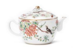 A FAMILLE ROSE PORCELAIN TEAPOT