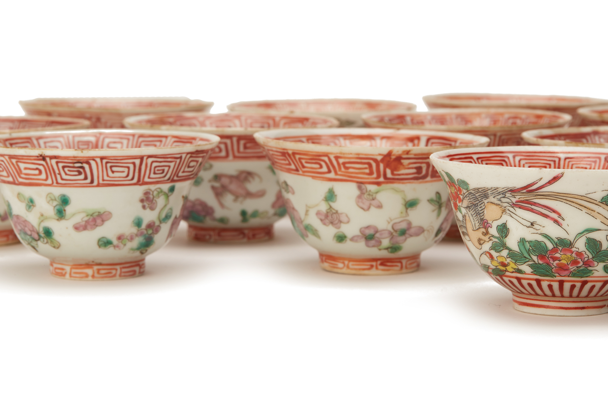 A COLLECTION OF SIXTEEN PERANAKAN PORCELAIN TEABOWLS - Image 2 of 4