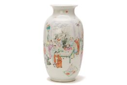 A FAMILLE ROSE PORCELAIN SCHOLARS VASE