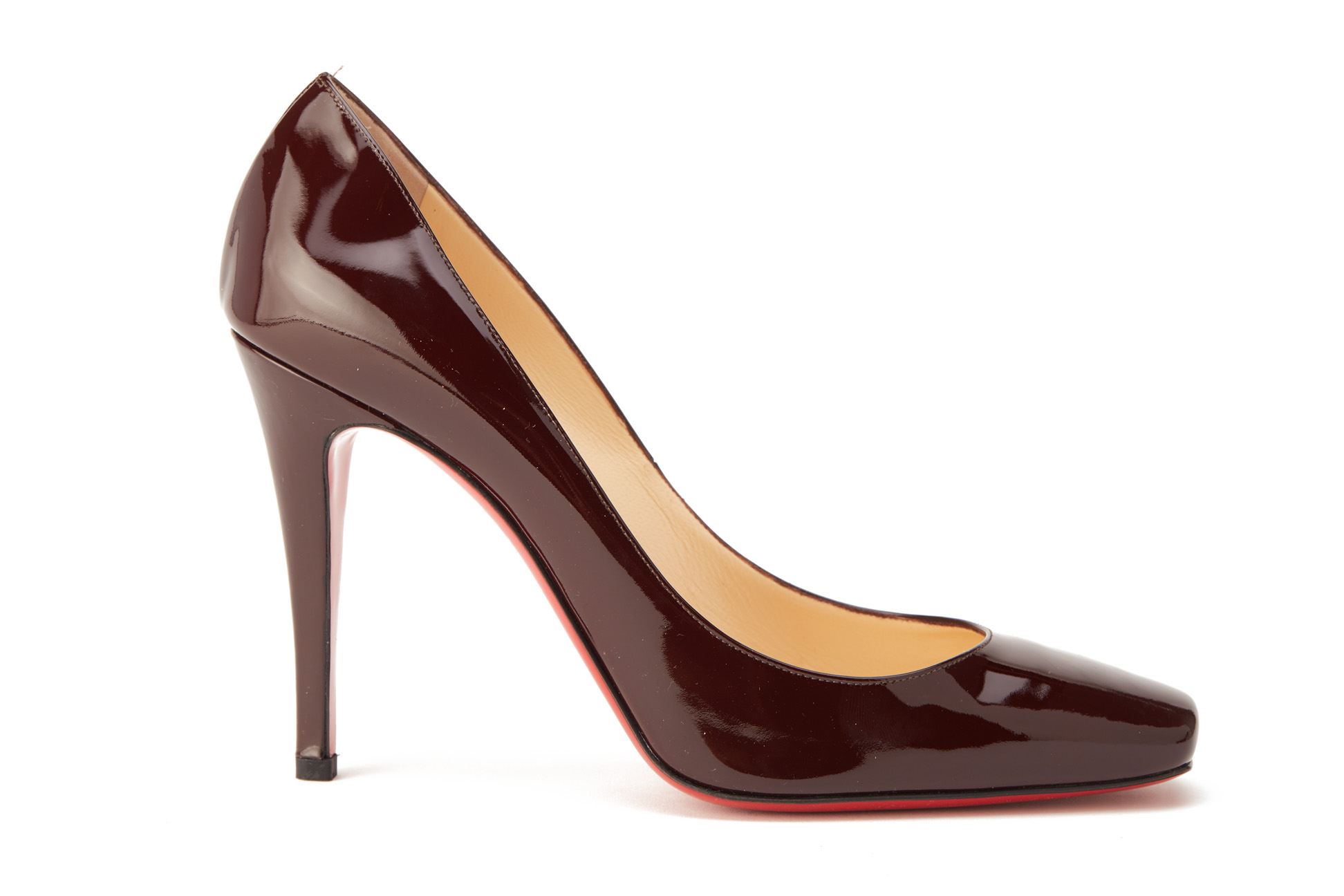 A PAIR OF CHRISTIAN LOUBOUTIN PLUM HEELS EU 40.5 - Image 2 of 3