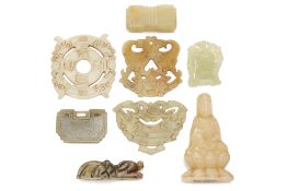A GROUP OF ASSORTED JADE CARVINGS