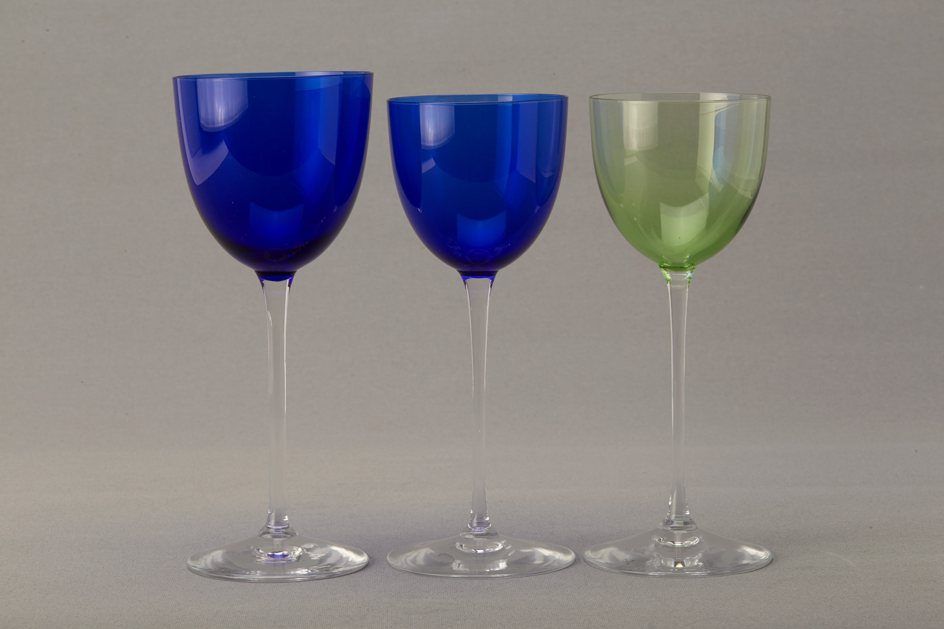 A SUITE OF FRENCH BLUE AND GREEN WINE GLASSES - Image 2 of 2