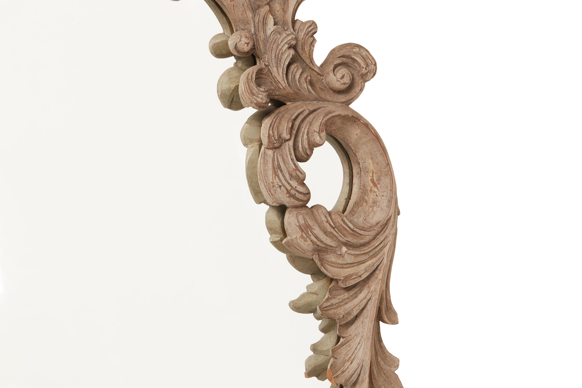 A ROCOCO STYLE WALL MIRROR BY HARRISON & GIL - Image 3 of 4