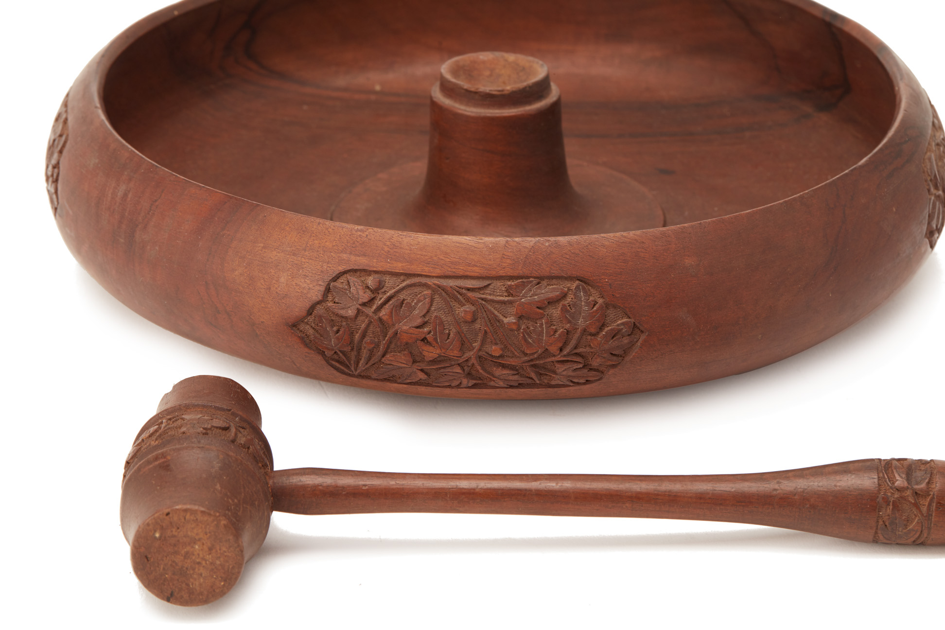 A CARVED HARDWOOD NUTCRACKER BOWL AND MALLET - Image 2 of 2