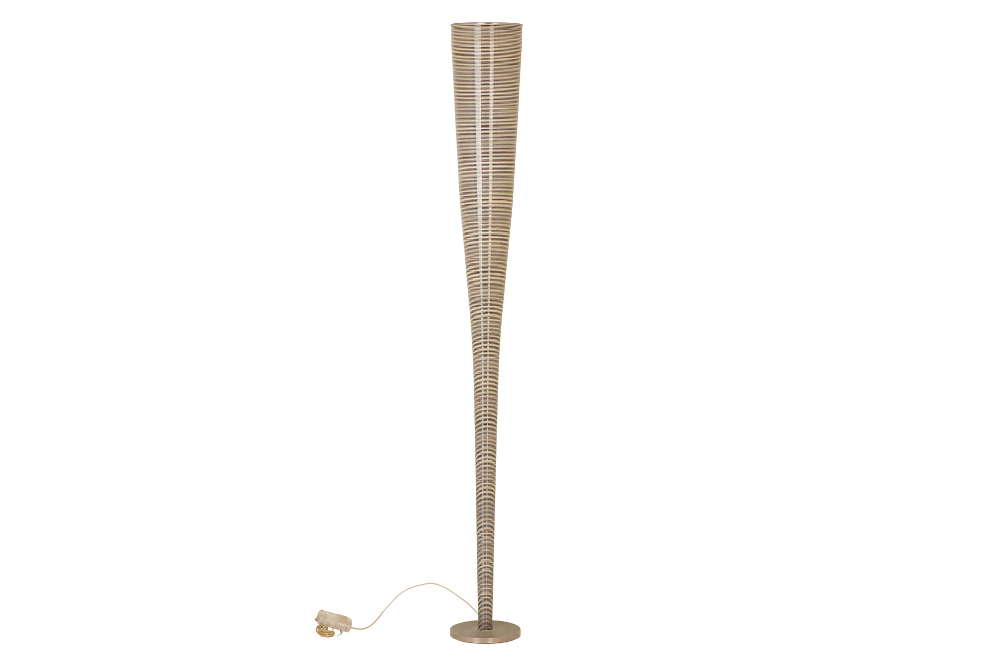 A CONTEMPORARY FLOOR LAMP