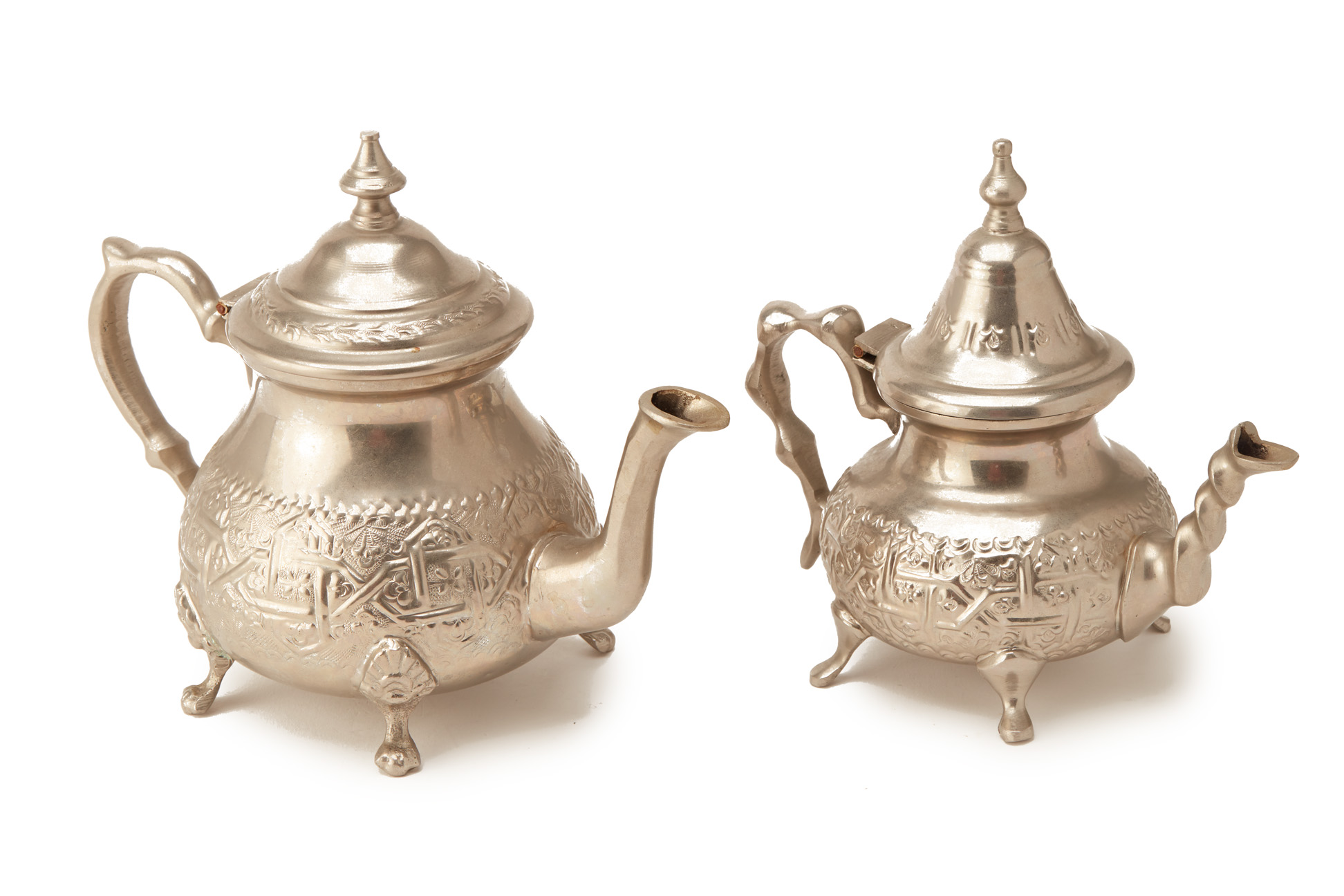 AN ITALIAN GLASS TEA SERVICE AND TWO MOROCCAN TEAPOTS - Image 4 of 5