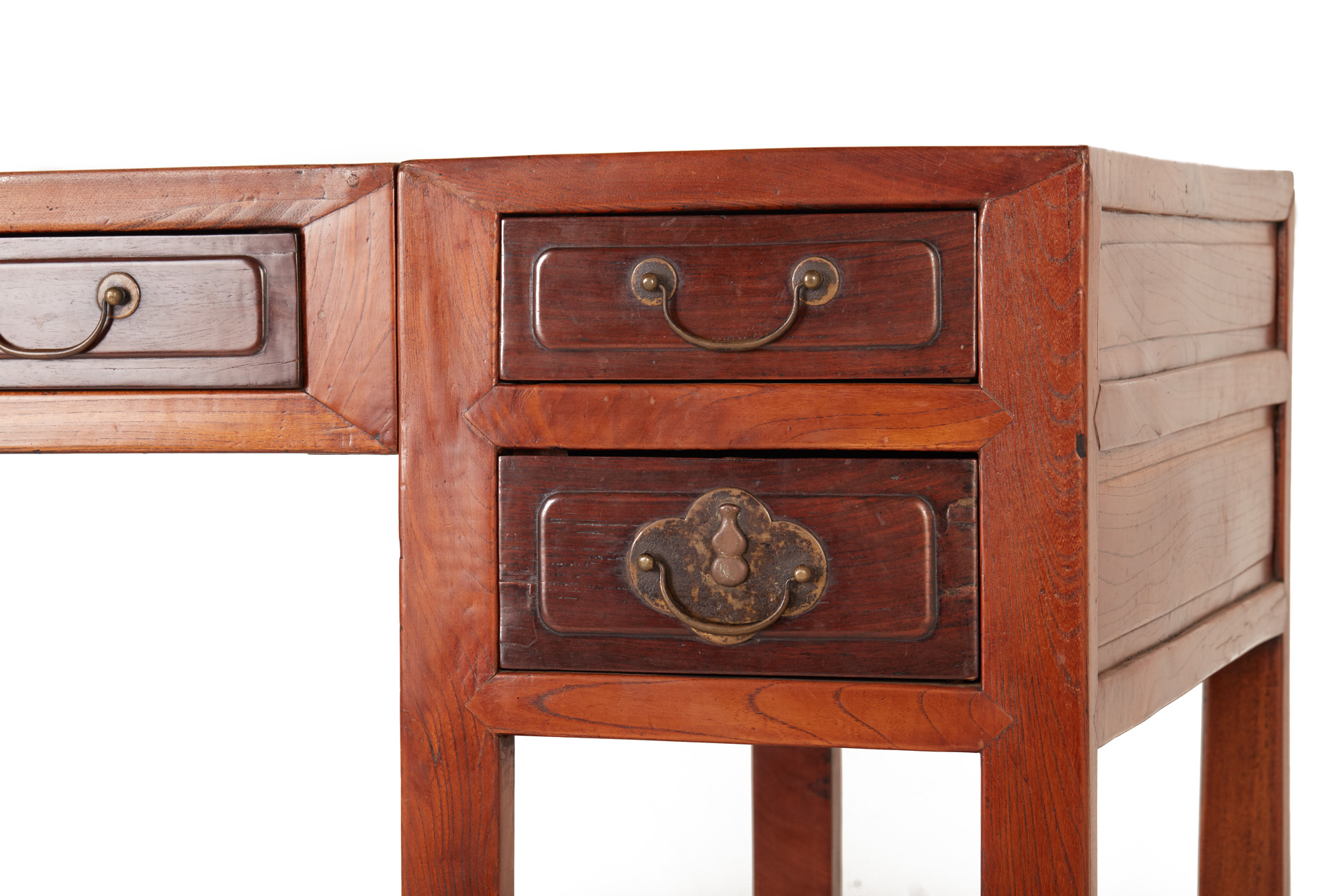 AN ANTIQUE CHINESE ELM AND BLACKWOOD TWIN PEDESTAL DESK - Image 2 of 4