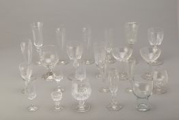 A GROUP OF TABLE GLASSES