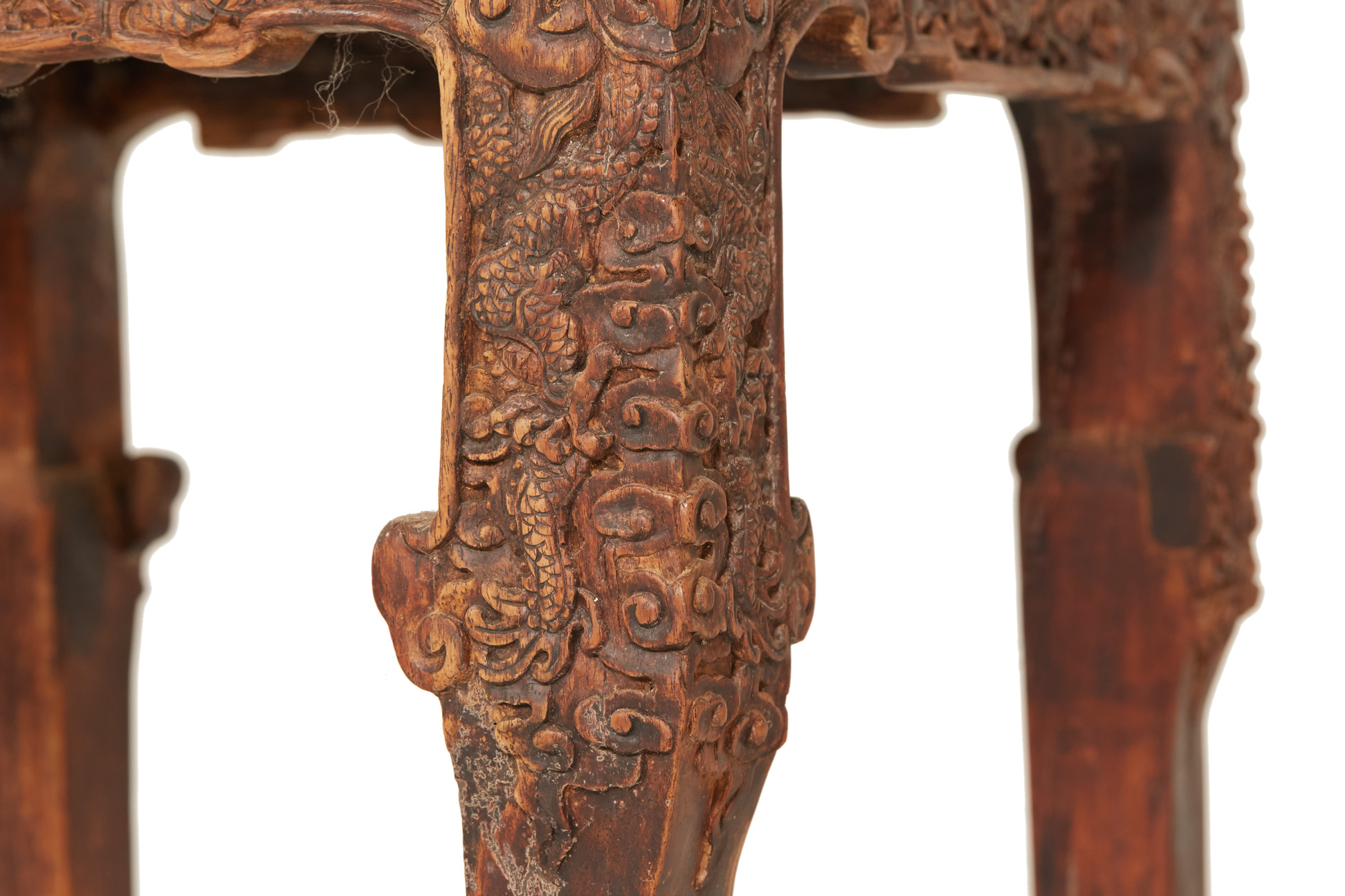 A PAIR OF CHINESE CARVED BLACKWOOD STANDS - Image 3 of 3