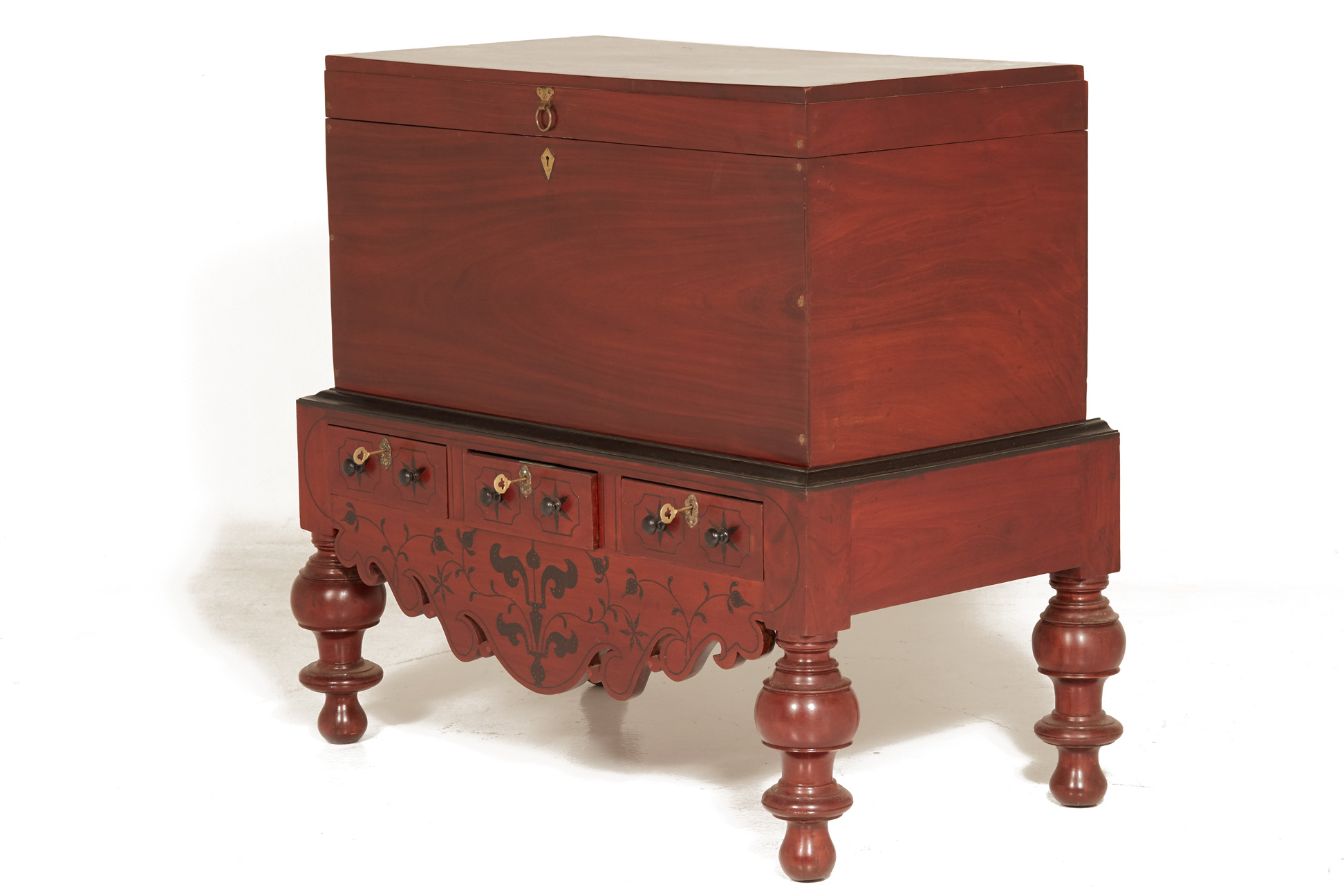 AN INDO DUTCH MAHOGANY TRUNK ON STAND - Image 3 of 4