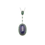 A LARGE COLOUR CHANGE SAPPHIRE & EMERALD PENDANT NECKLACE