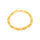 A 22K GOLD BRACELET