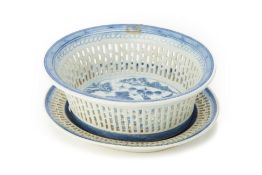 TWO CHINESE EXPORT BLUE AND WHITE DISHES