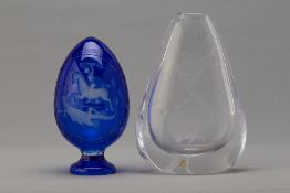 A BOHEMIAN STYLE BLUE FLASHED GLASS EGG