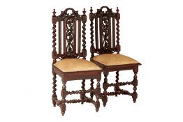 A PAIR OF LATE VICTORIAN OAK SIDE CHAIRS