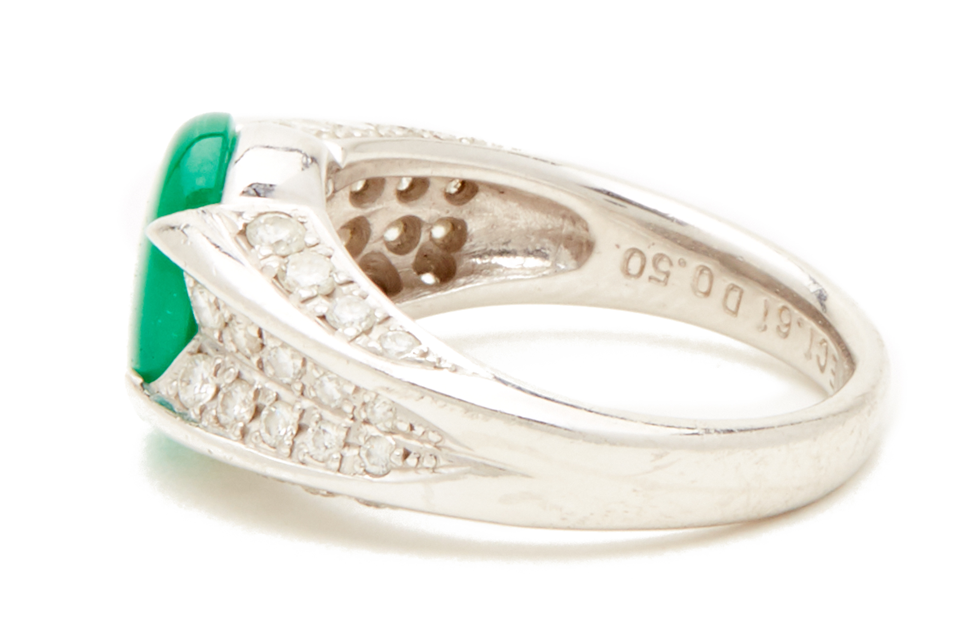 A PLATINUM, CABOCHON EMERALD AND DIAMOND RING - Image 3 of 5