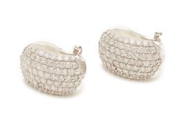 A PAIR OF 18K WHITE GOLD PAVE DIAMOND EARCLIPS