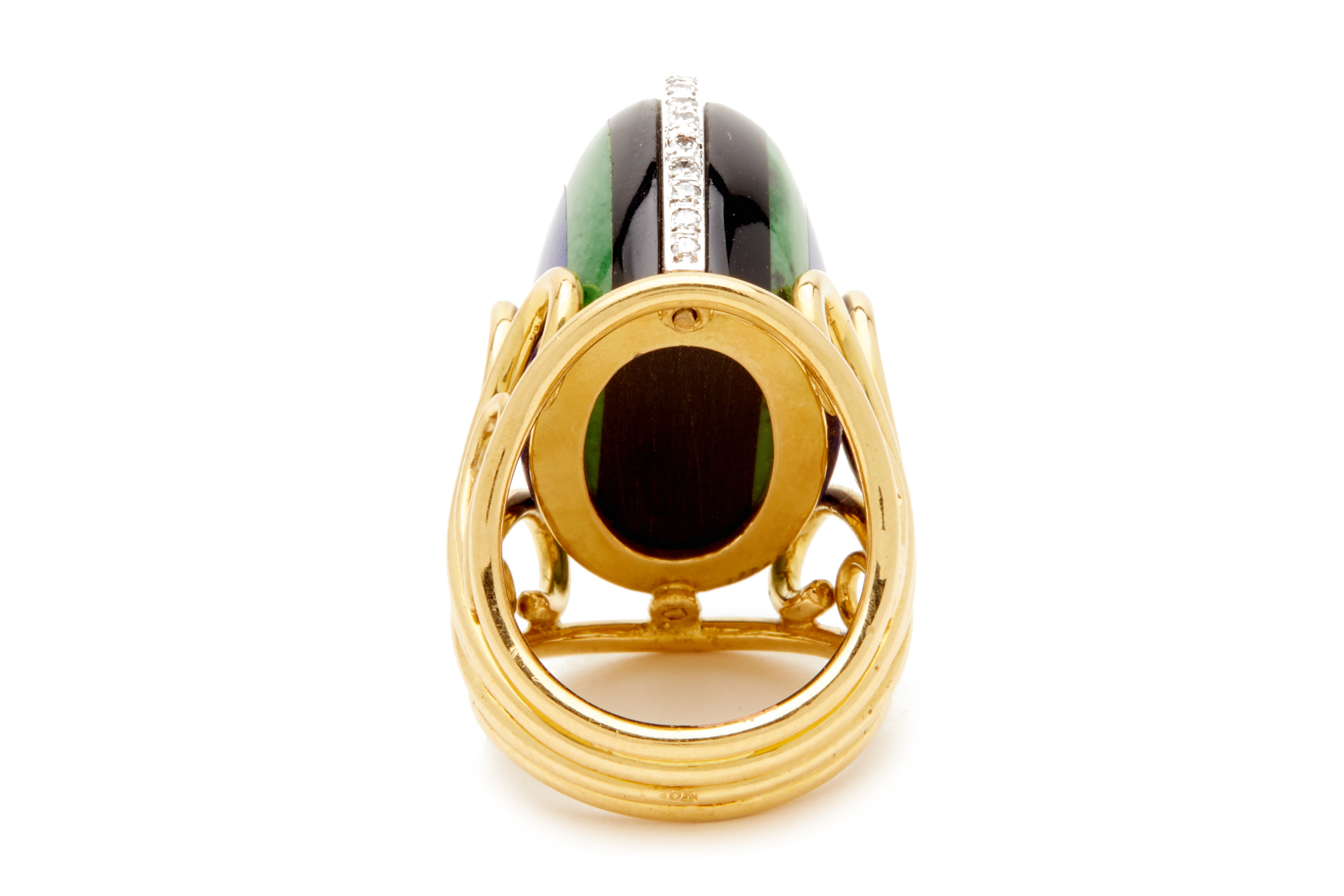 AN ART DECO STYLE DOMED RING - Image 4 of 4