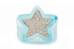 A STAR SHAPE BLUE RESIN AND PAVE DIAMONDS RING