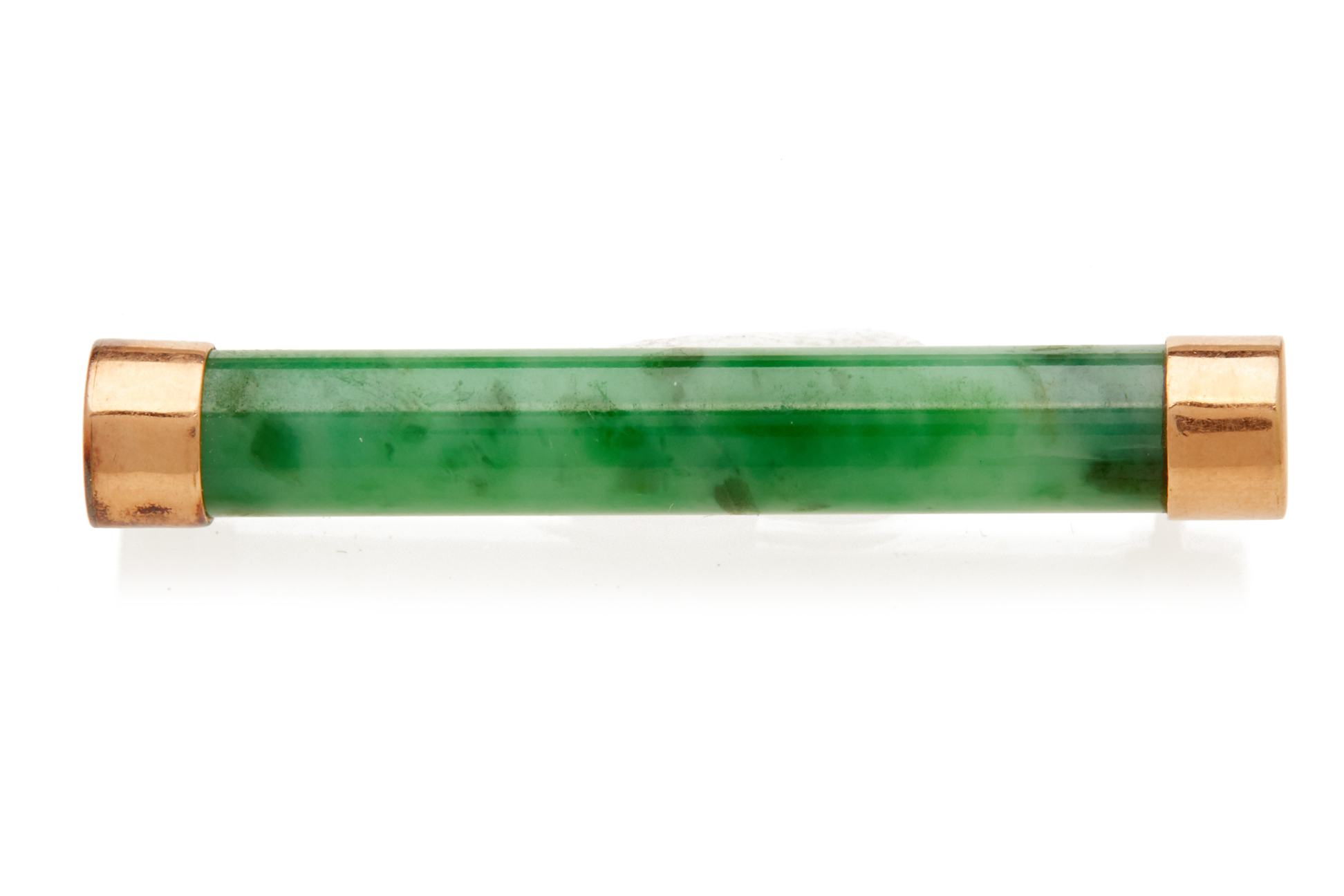 A ANTIQUE CYLINDRICAL JADE BAR BROOCH