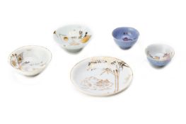 FOUR TEA BOWLS AND A PORCELAIN PLATE