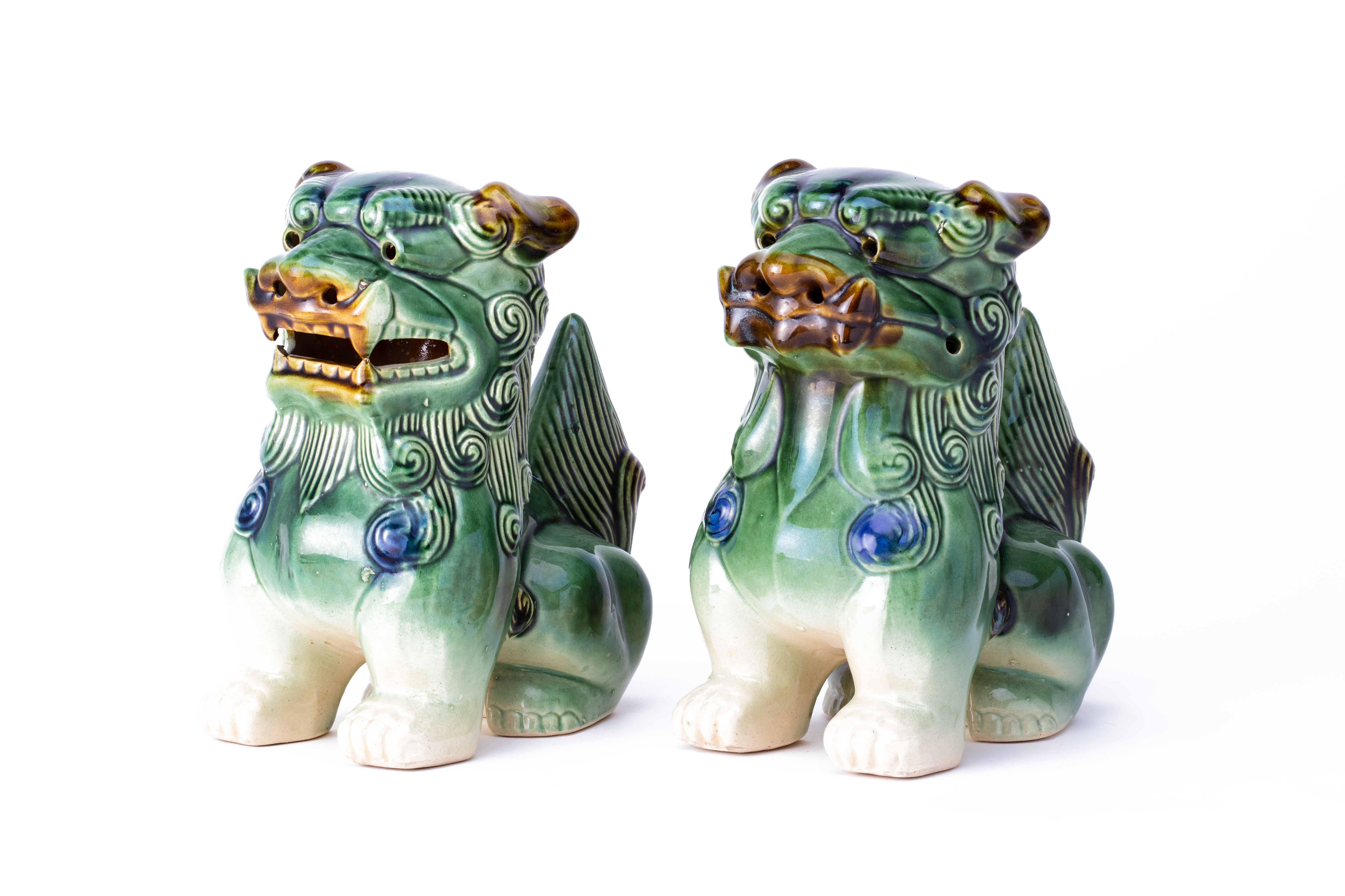 A PAIR OF GREEN GLAZED DOGS OF FO - Image 2 of 3