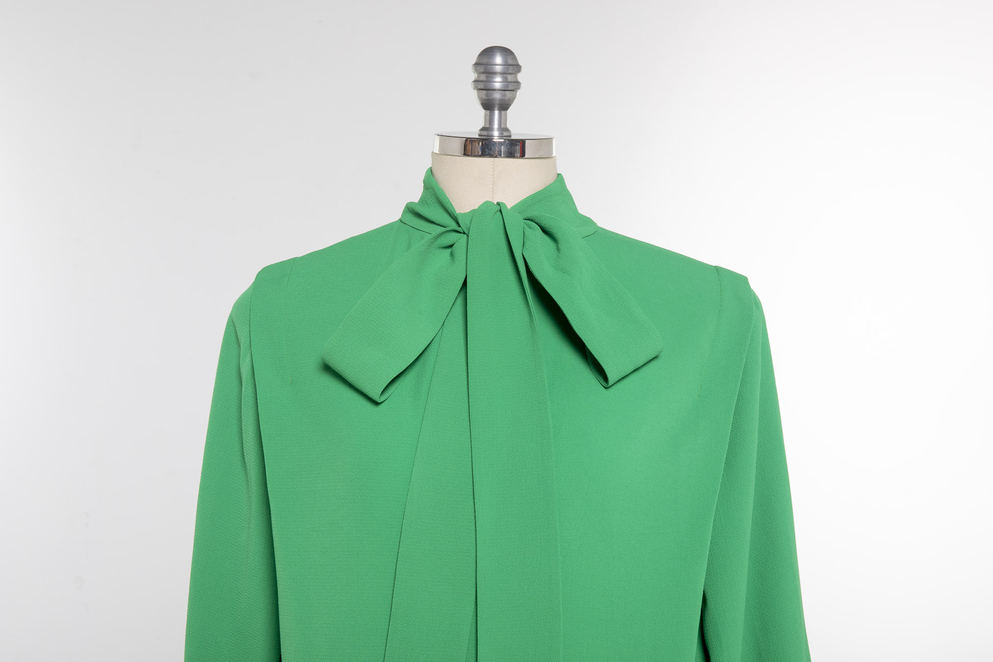 AN EMILIA WICKSTEAD 'BRUNHILDA' GREEN CREPE BLOUSE - Image 2 of 3