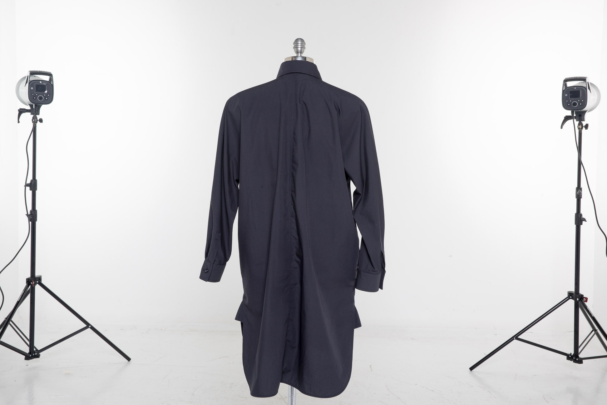 A MAX MARA 'SPEZIE' BLACK RUFFLED SHIRT DRESS - Image 3 of 3