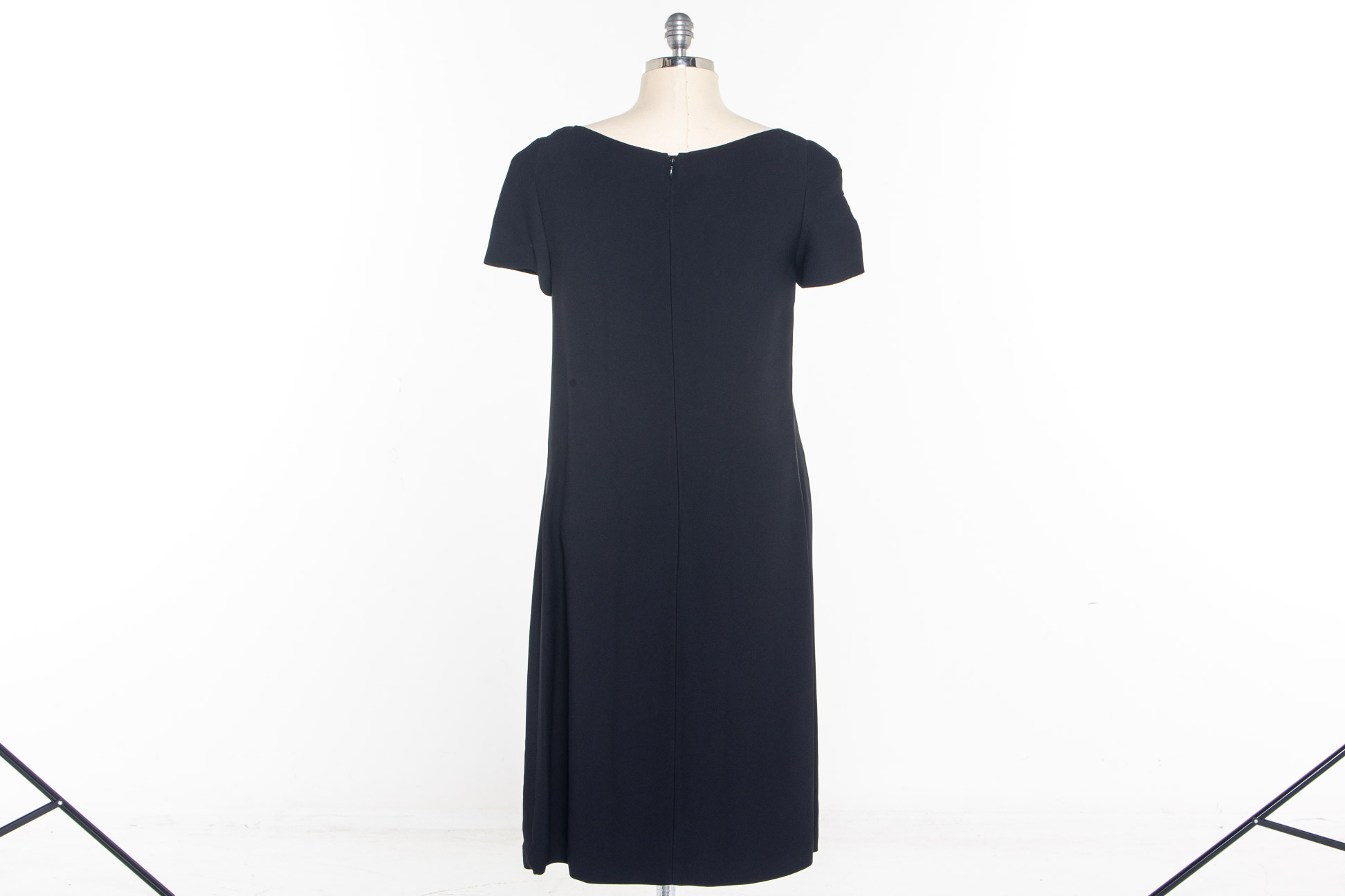 A PRADA BLACK SHIFT DRESS - Image 3 of 3