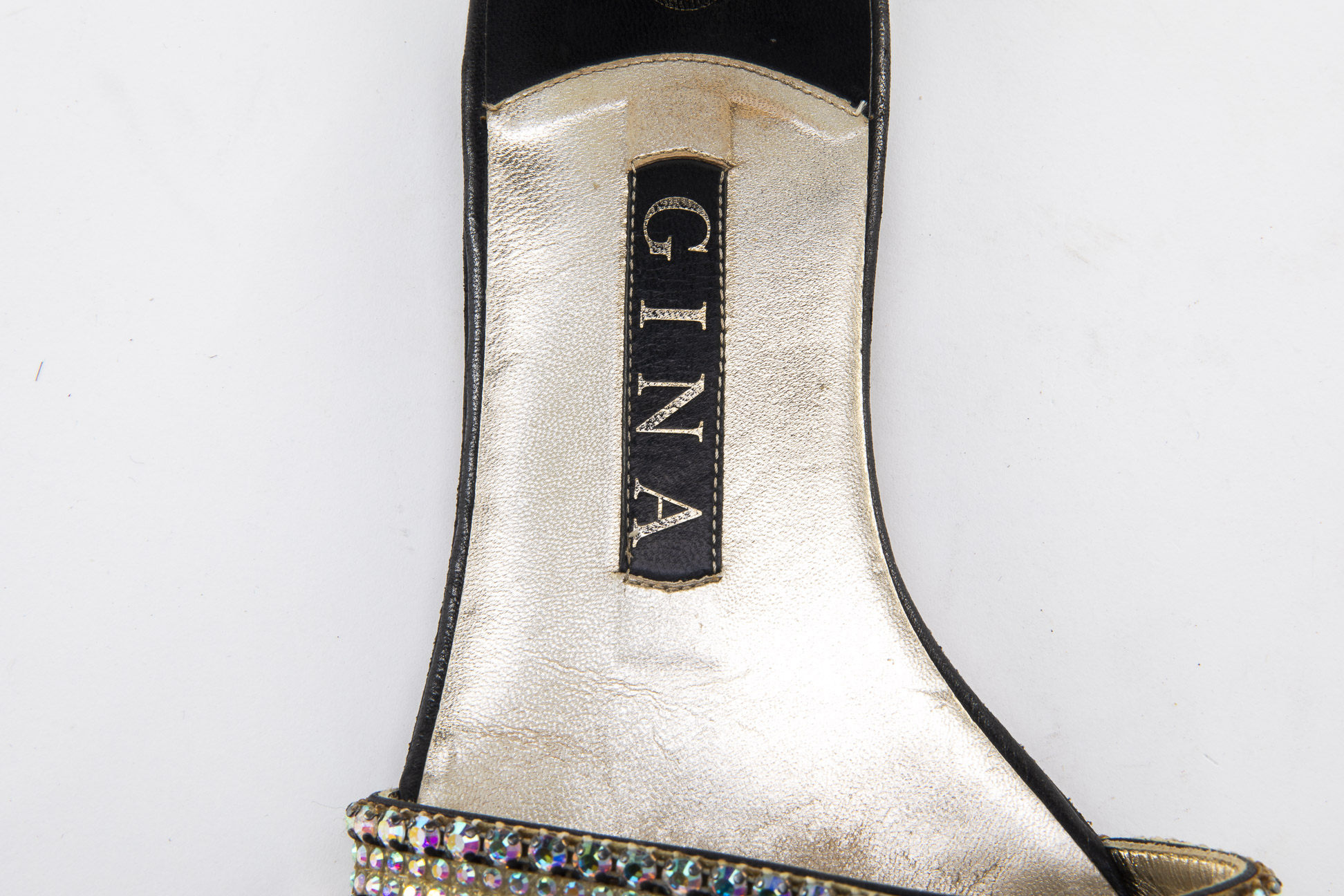 A PAIR OF GINA CRYSTAL DIAMANTE EMBELLISHED SANDALS US 5.5 - Image 3 of 4