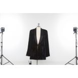 AN ALICE & OLIVIA 'LOLA' CRUSHED VELVET BLAZER