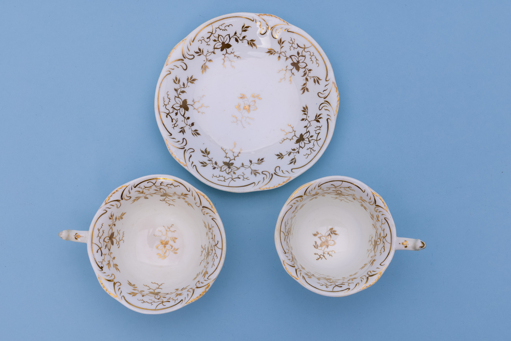 THREE GILT DECORATED TRIOS - Image 9 of 9