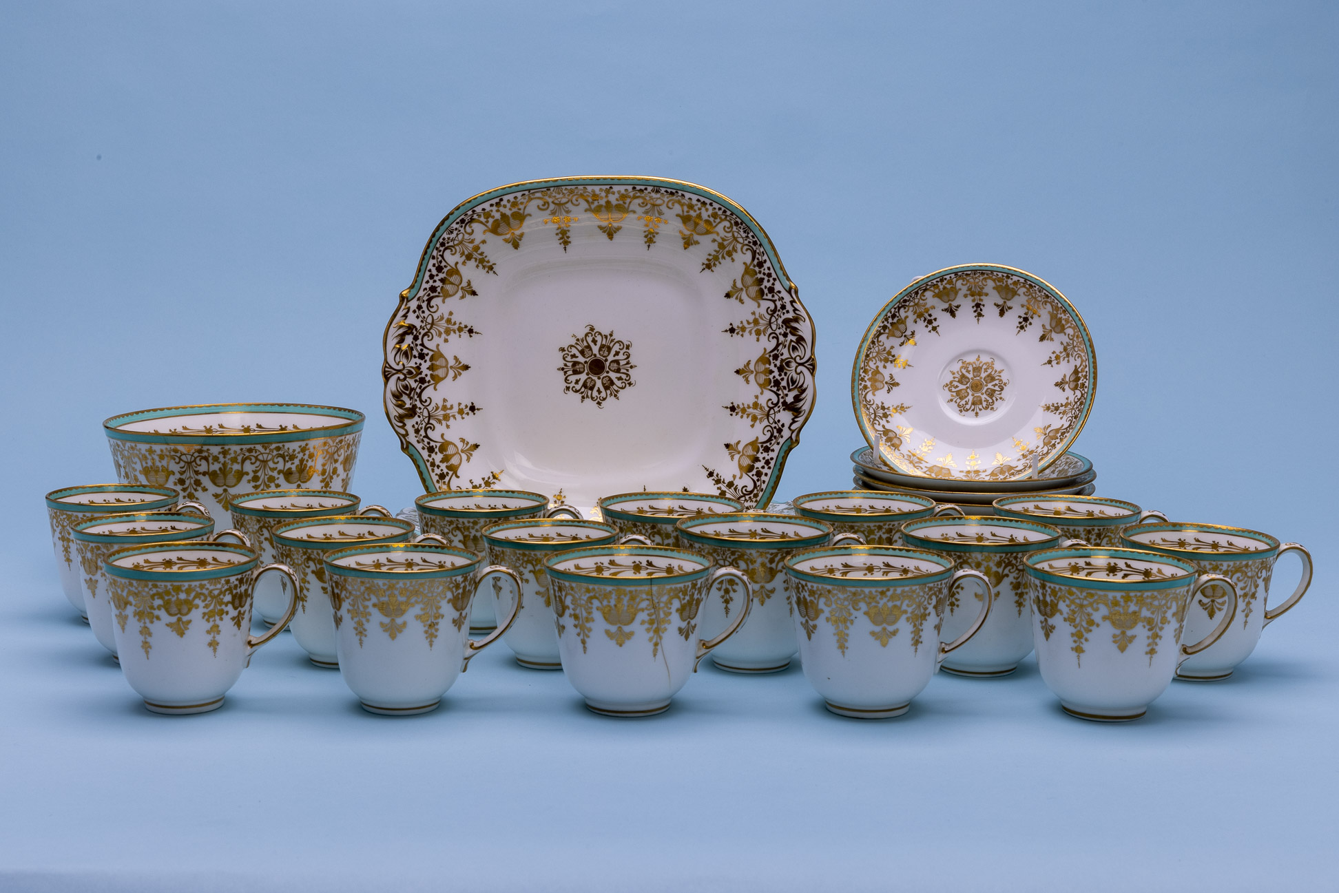 A DAVENPORT PART TEA SERVICE