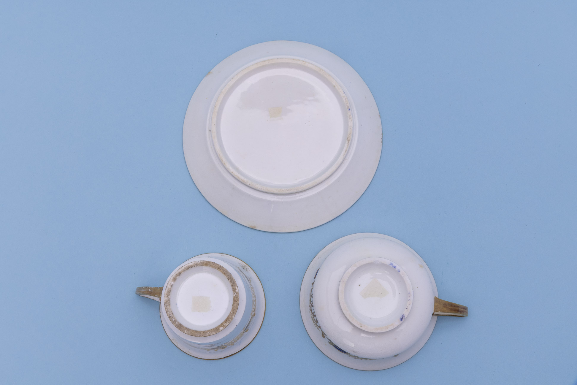 TWO SIMILAR TEA CUPS AND SAUCERS - Image 6 of 6