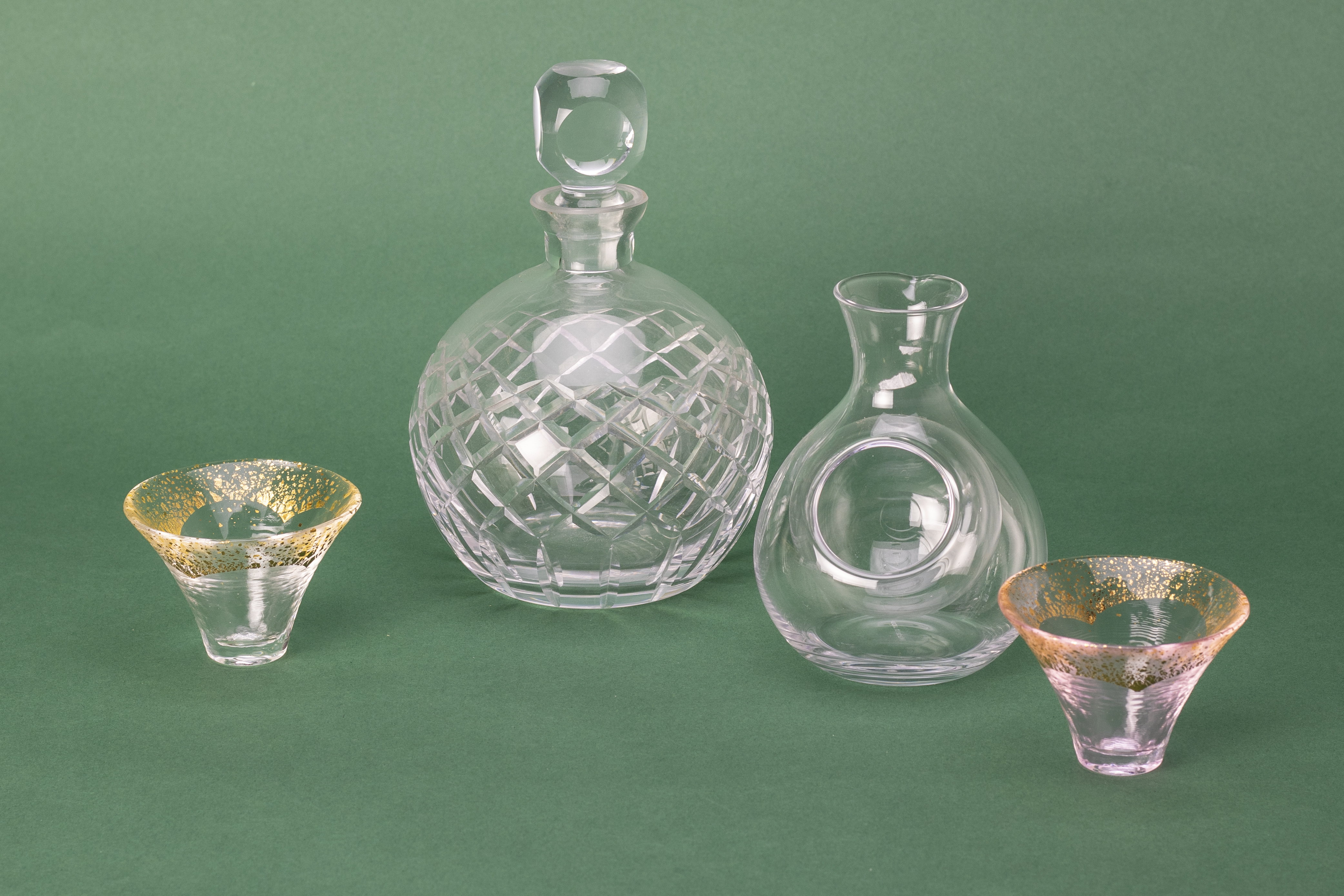 A GROUP OF GLASSWARE