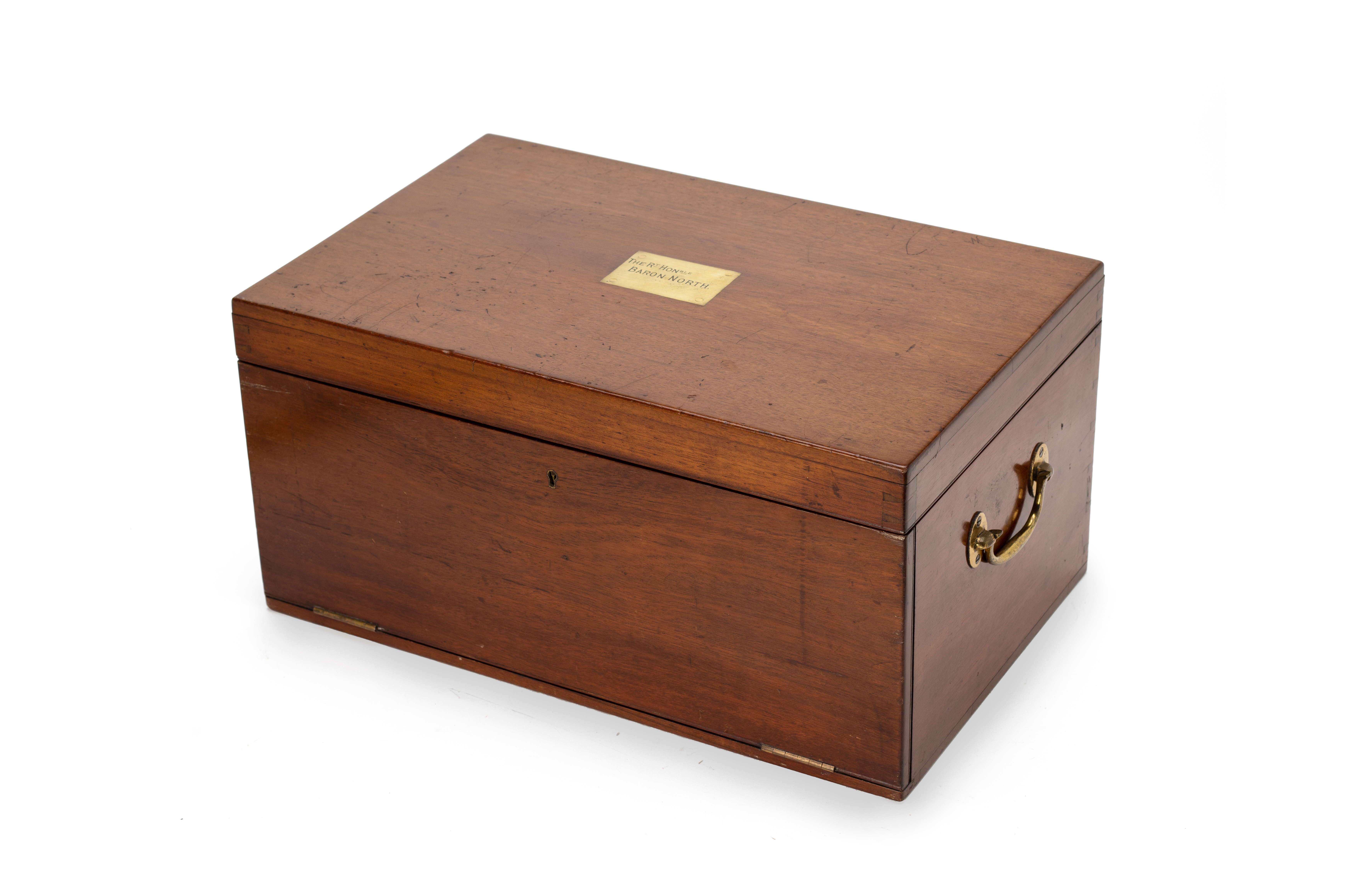 AN EARLY 20TH CENTURY MAHOGANY BOX