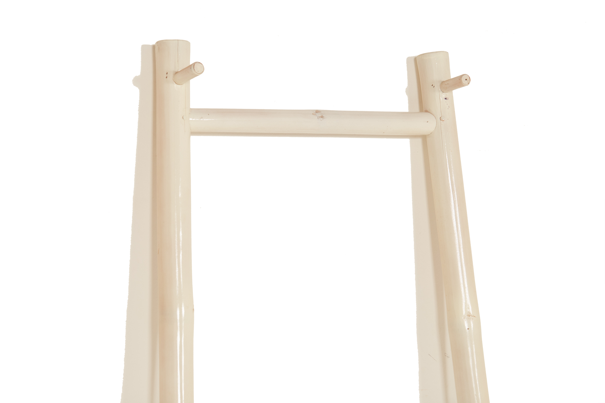 A WHITE PAINTED LADDER HANGER (1 OF 2) - Image 2 of 2