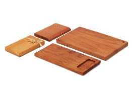 FOUR SMALL WOODEN CHOPPING BOARDS