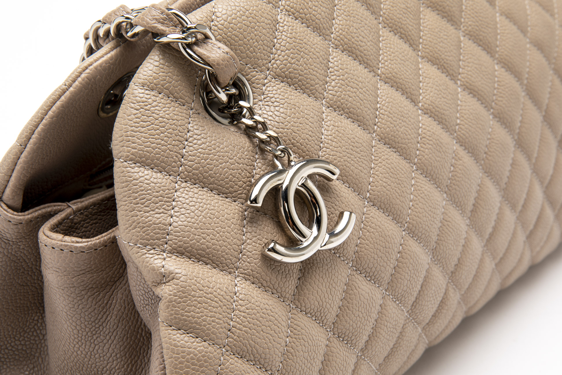 A CHANEL "JUST MADEMOISELLE" BOWLING BAG - Image 3 of 5