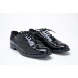 A PAIR OF TOD'S BLACK LEATHER BROGUES EU 38.5