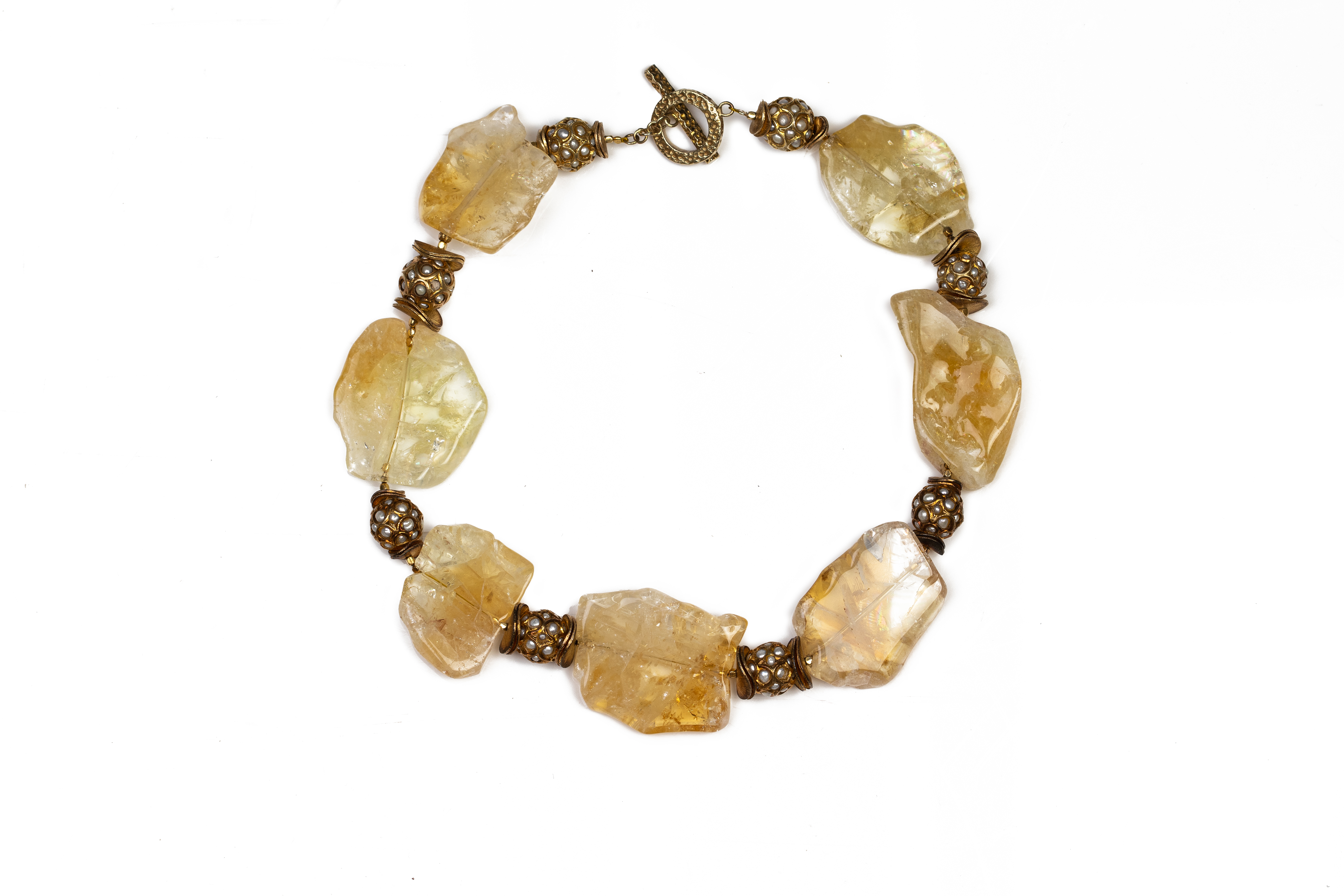 A MOJA JEWELLERY CITRINE GOLD AND PEARL BEADS NECKLACE