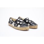 A PAIR OF CHANEL BLACK ESPADRILLES EU 37