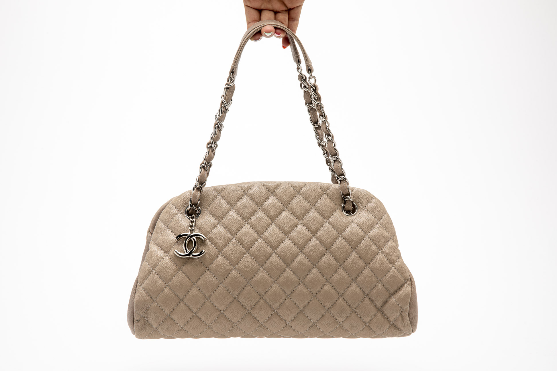 A CHANEL "JUST MADEMOISELLE" BOWLING BAG - Image 4 of 5