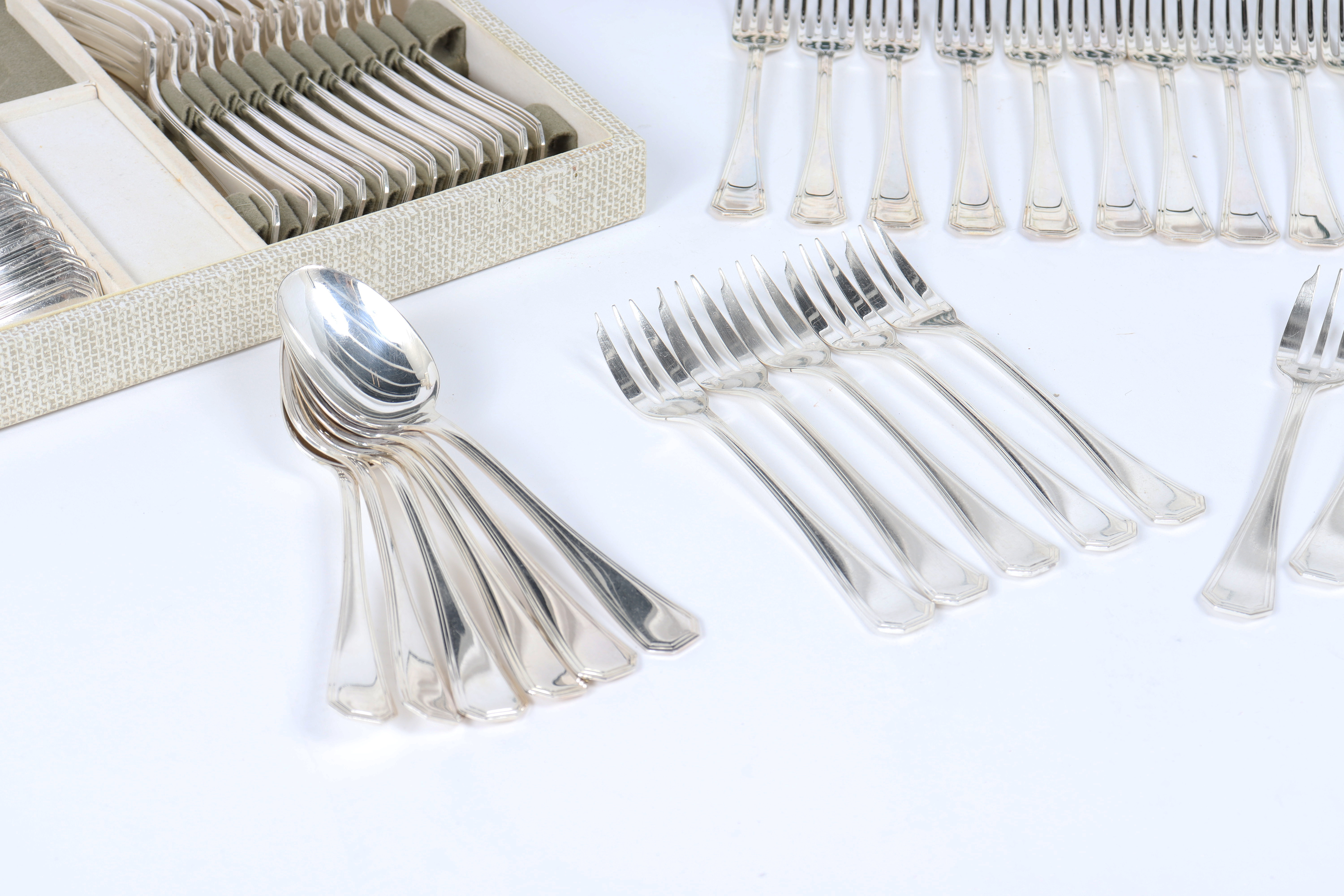 AN EXTENSIVE SERVICE OF CHRISTOFLE SILVER PLATED CUTLERY - Image 2 of 4