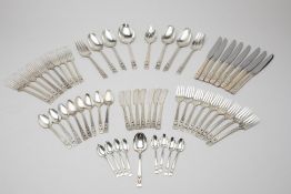 AN ONEIDA COMMUNITY SILVER PLATED PART CUTLERY SERVICE