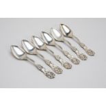 A SET OF SIX AMERICAN STERLING SILVER DESSERT SPOONS