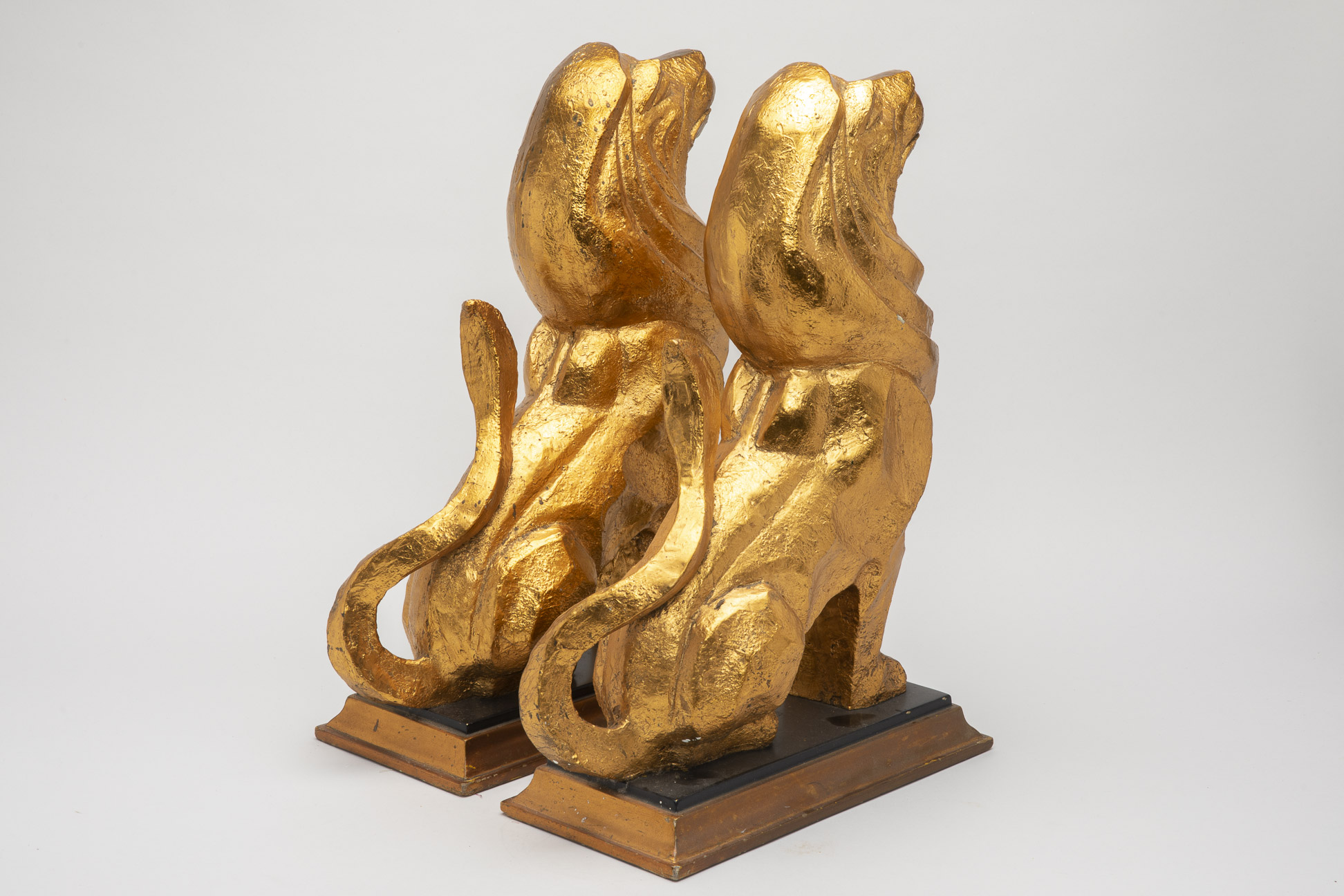 A PAIR OF GILTWOOD MODELS OF LION - Image 2 of 3