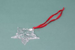 A TIFFANY & CO GLASS CHRISTMAS TREE DECORATION